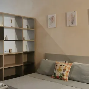 Charming In Center Appartamento